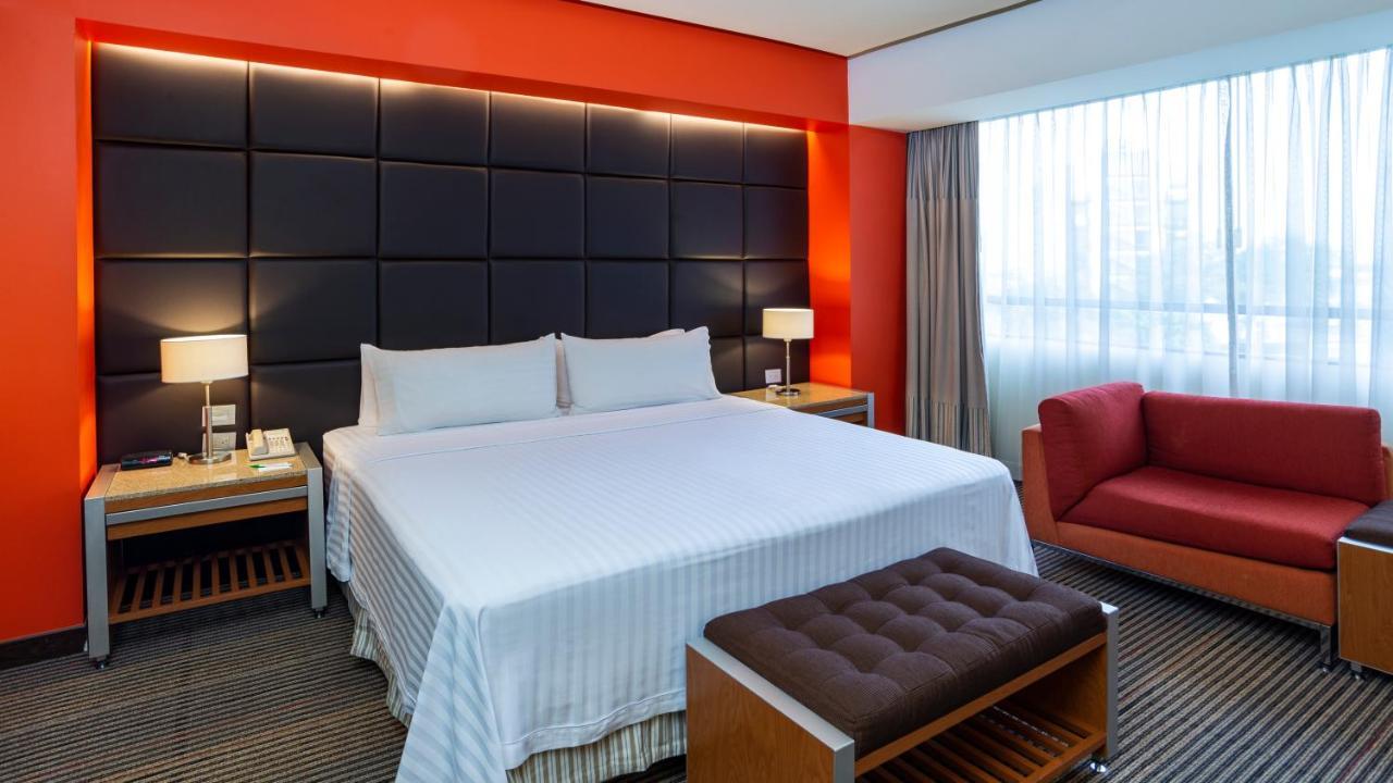 City-plaza Universidad By Ihg