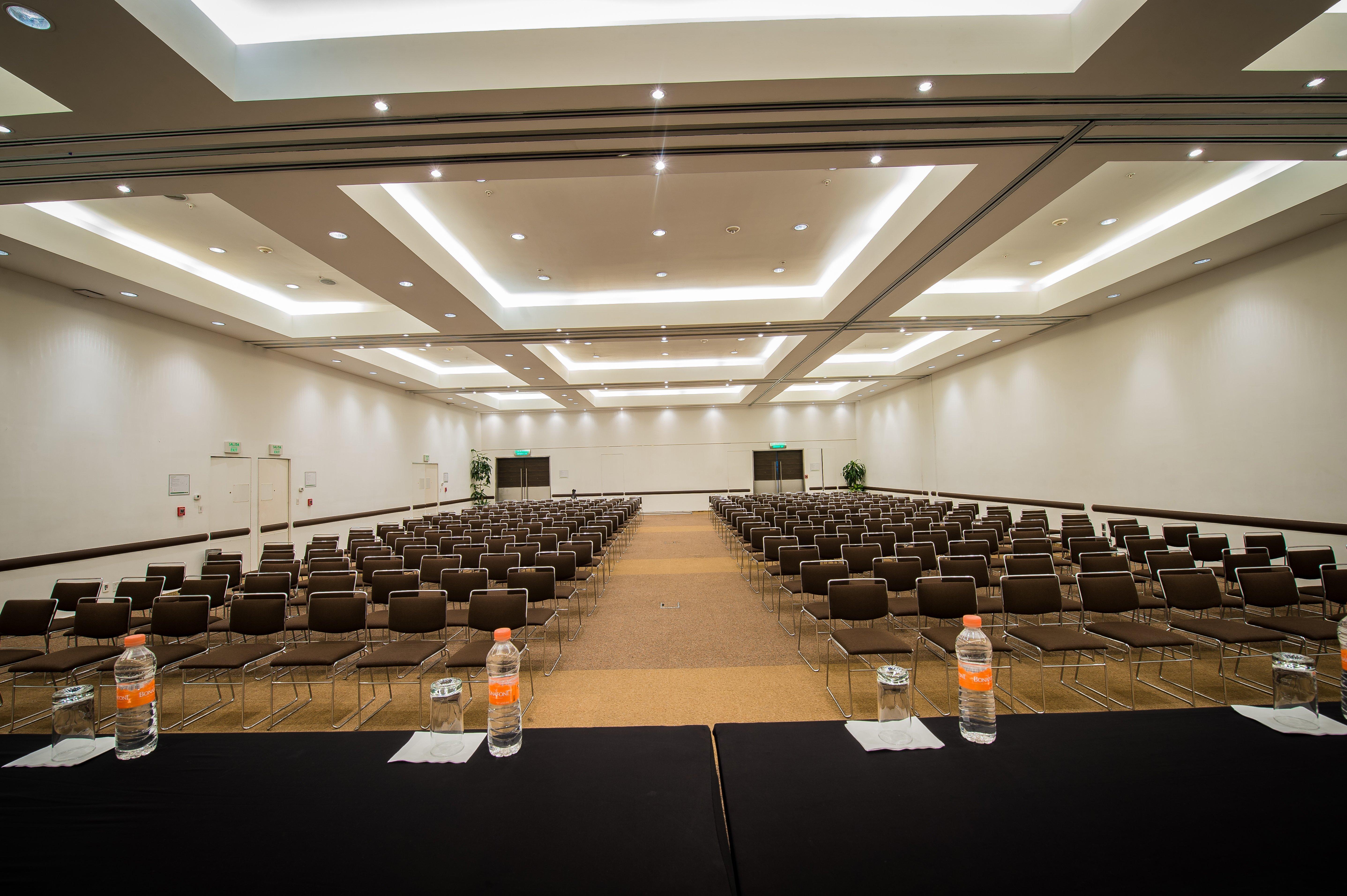Hotel City-plaza Universidad By Ihg