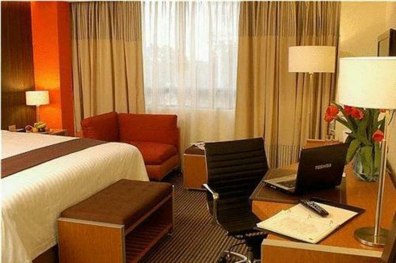 City-plaza Universidad By Ihg